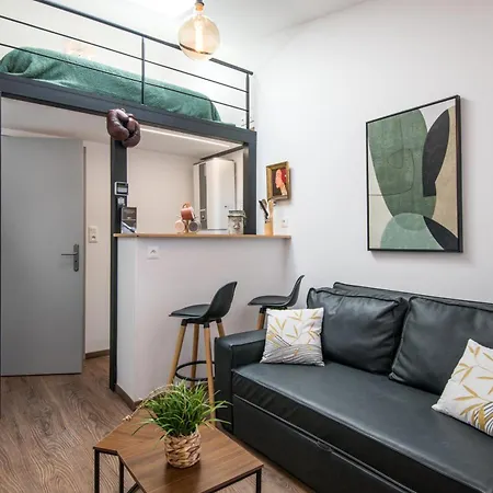 Le Minimaliste Pk Fibre Clim Terrasse ミヨー