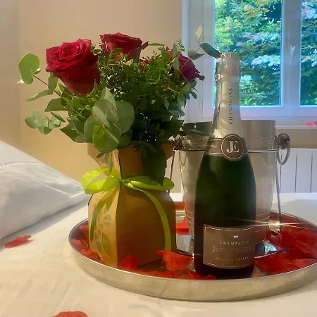 Апартаменты Le Minimaliste Pk Fibre Clim Terrasse